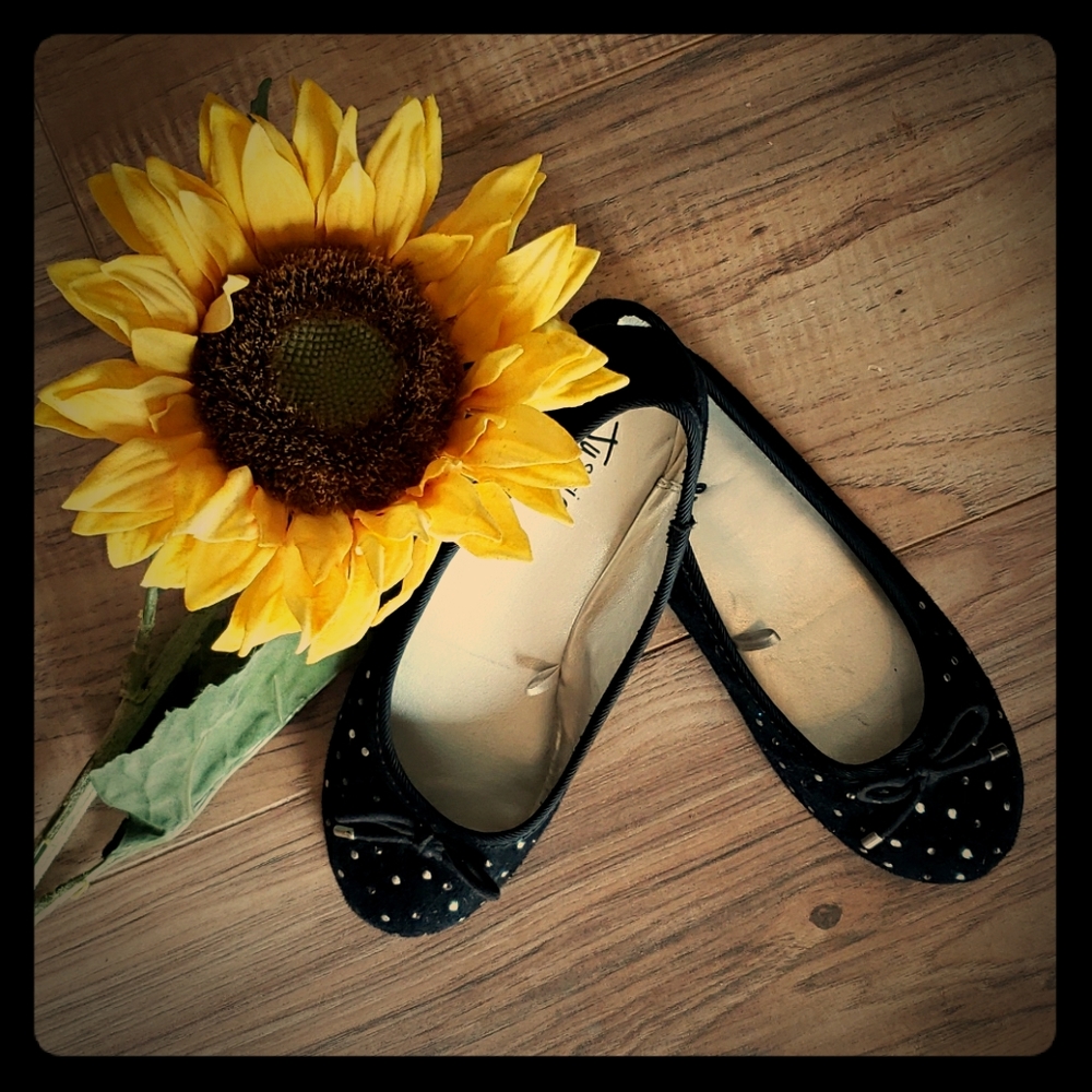 Girls size 3 Justice shoes